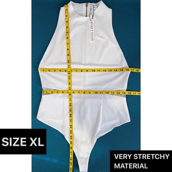 Alice + Olivia Makeda Cut Out Sleeveless Lace Off White Bodysuit Top - Picture 9 of 16